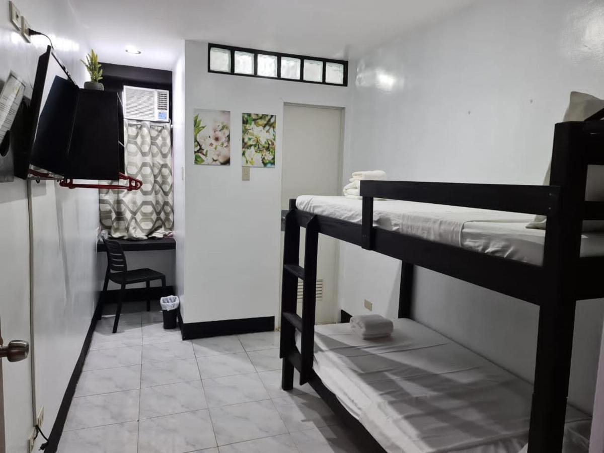 Fernando'S Hotel Sorsogon Buitenkant foto