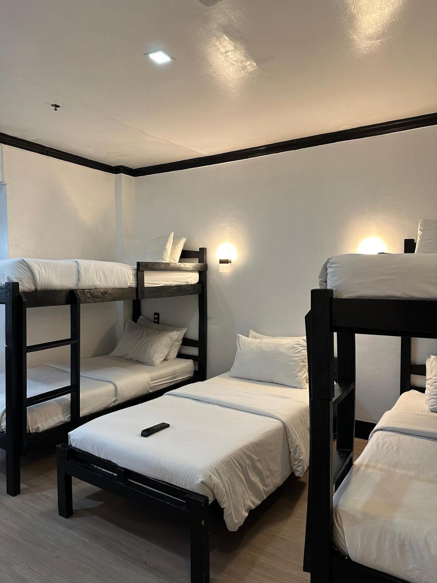 Fernando'S Hotel Sorsogon Buitenkant foto