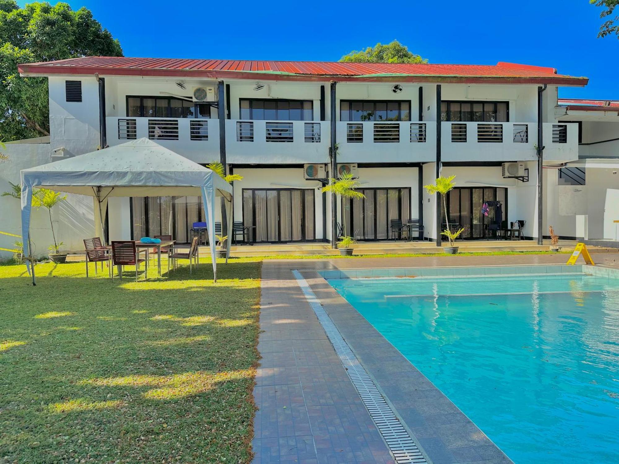 Fernando'S Hotel Sorsogon Buitenkant foto