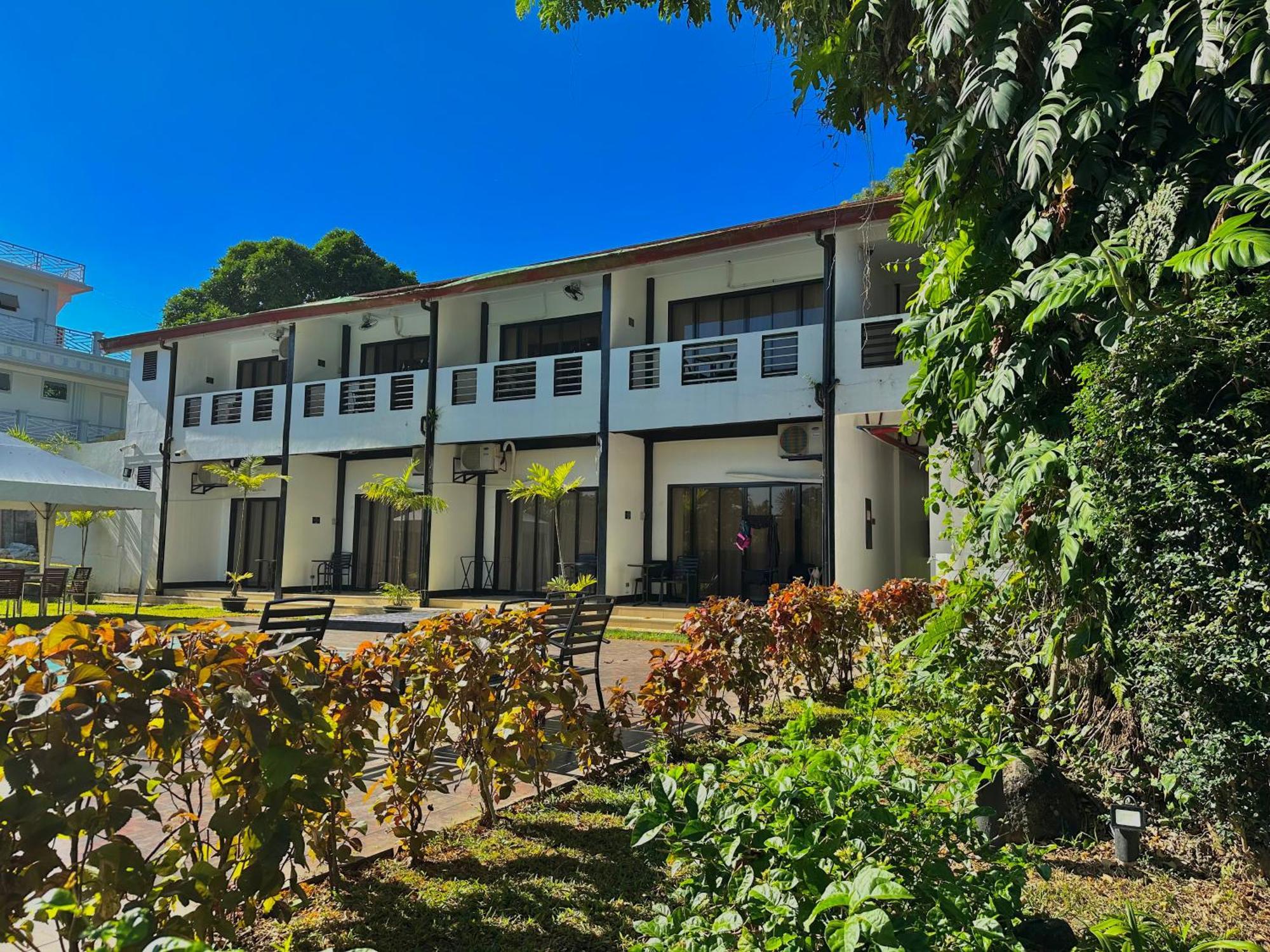 Fernando'S Hotel Sorsogon Buitenkant foto
